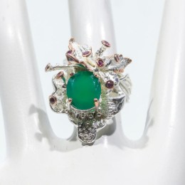 Hõbesõrmus - suure rohelise oonüksiga